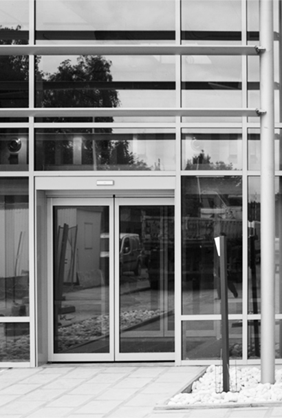 Electrolux Eingang – Gewerbeprojekt Architekturbüro Freyschmidt Köln